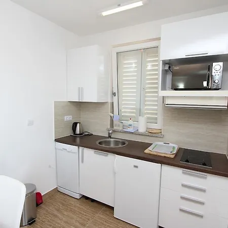 Hanna Apartament *